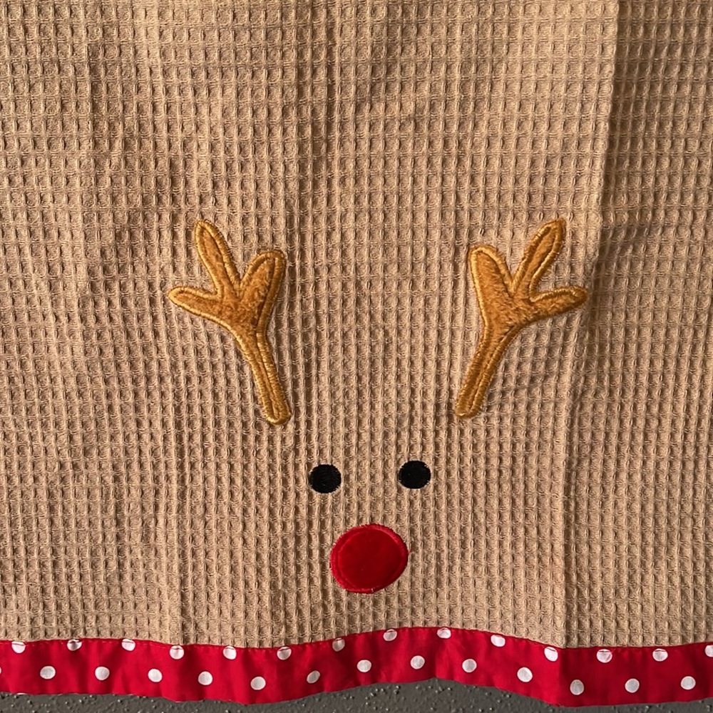 C&F Kitchen Rudolph Waffle Weave Kitchen Towel - Picture 6 of 11